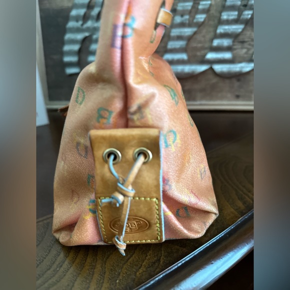 Dooney & Bourke tote - Picture 4 of 11